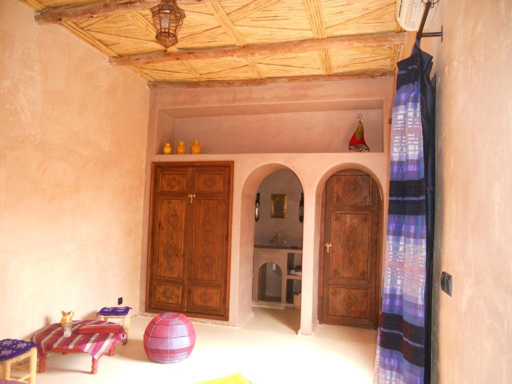 Riad Dar Bergui Hotel Varzazate Szoba fotó